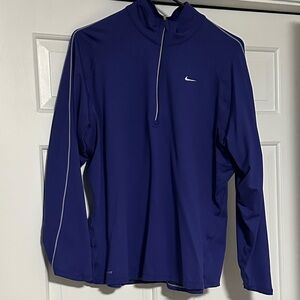 Nike woman’s 3/4 Zip